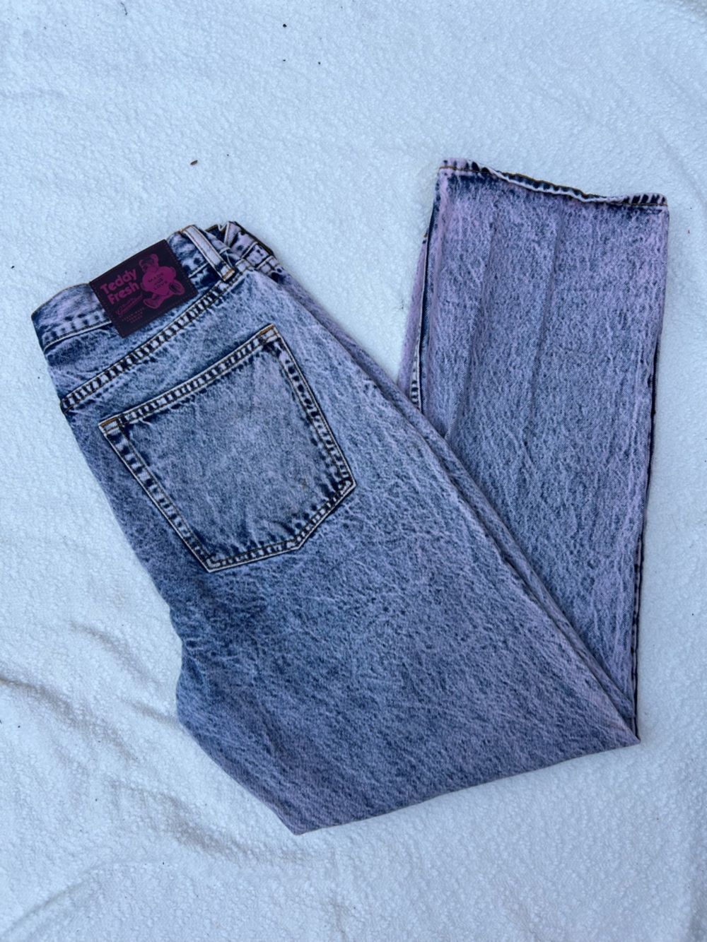 Teddy Fresh Acid Wash Straight Leg Jeans | Size 32 - Picture 2 of 11
